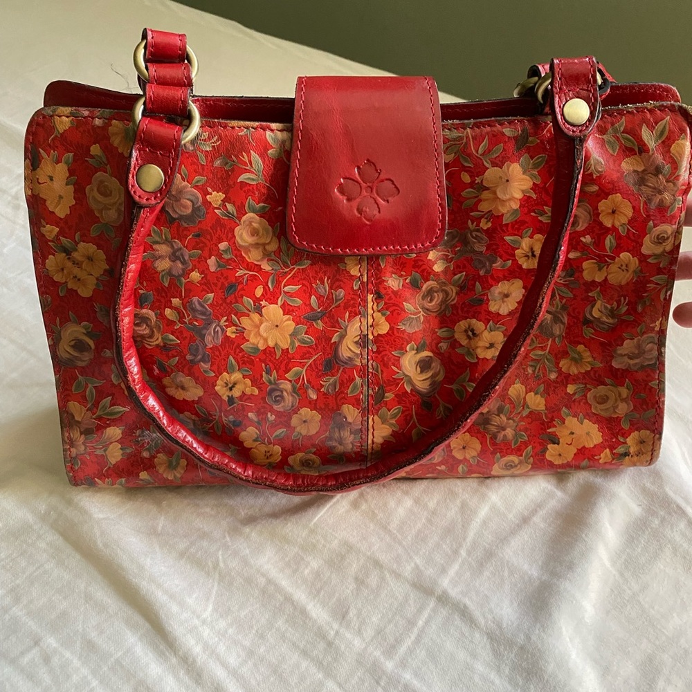 Patricia Nash red floral bag with wallet